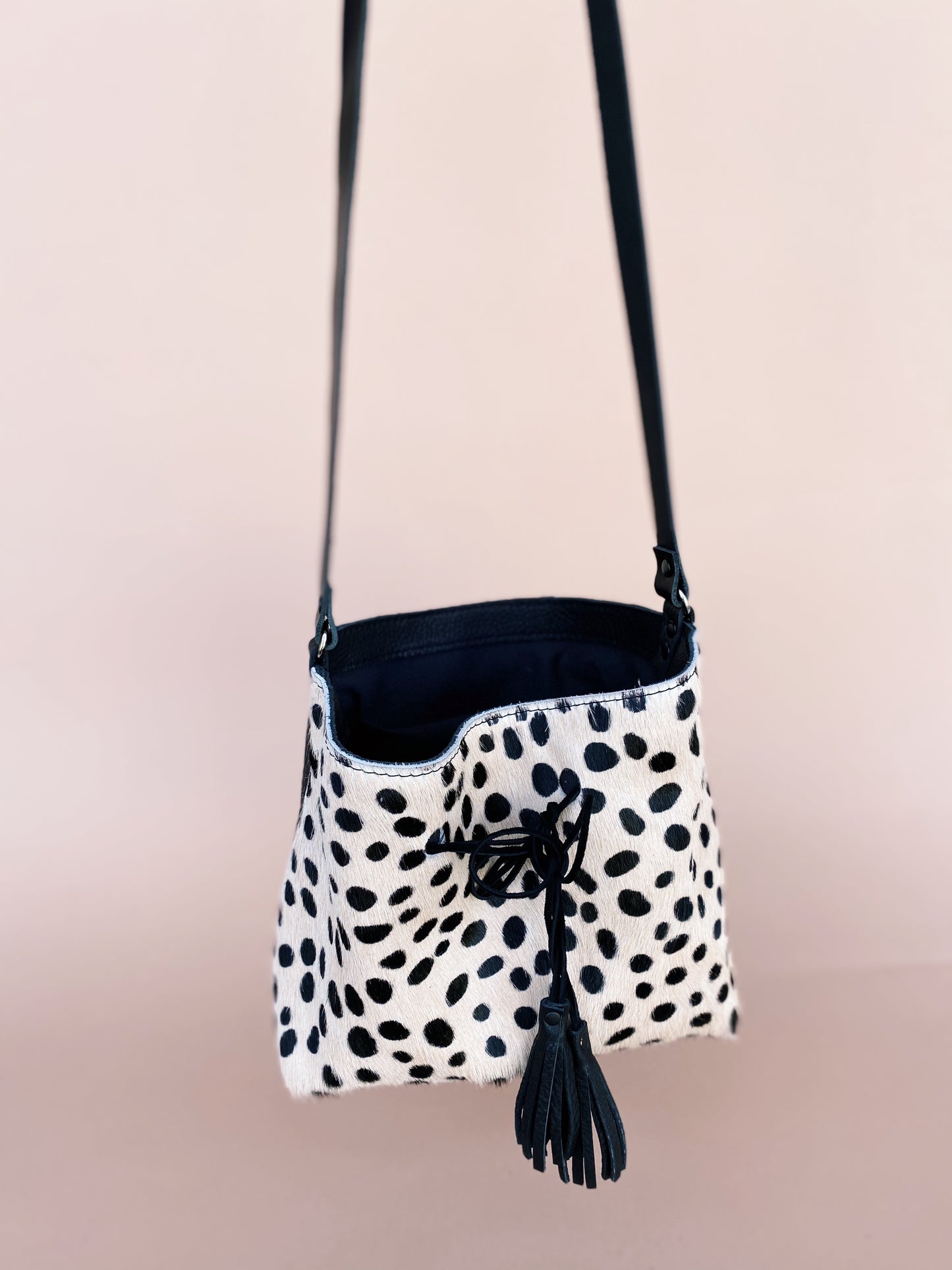BILLIE bucket bag